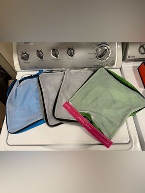 Set of 4 EBags Packing Cubes for organized luggage for Travel: see 4 listings